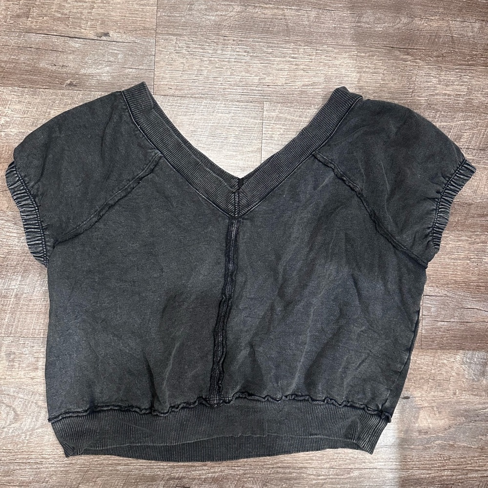 Pilcro Charcoal V-Neck Crop Top Size XL
